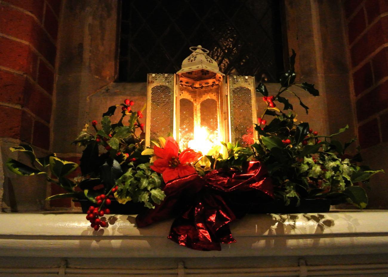 6.30pm - Carols by candlelight Image